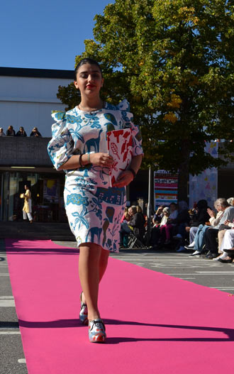 Livstycket firade 20-årsjubileum med en modevisning