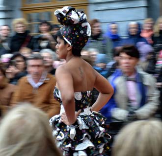 Livstyckets modevisning på Stockholms stadsmuseum.